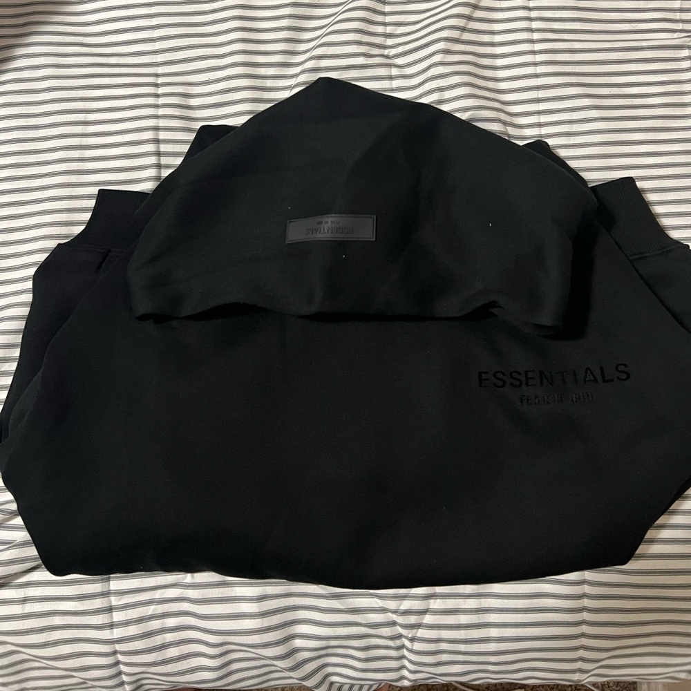 Essentials Fear of God Hoodie Black